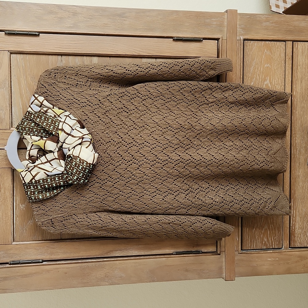 🎁Debbie Morgan - Rounded Collar Knit Sweater- Brown - sz L